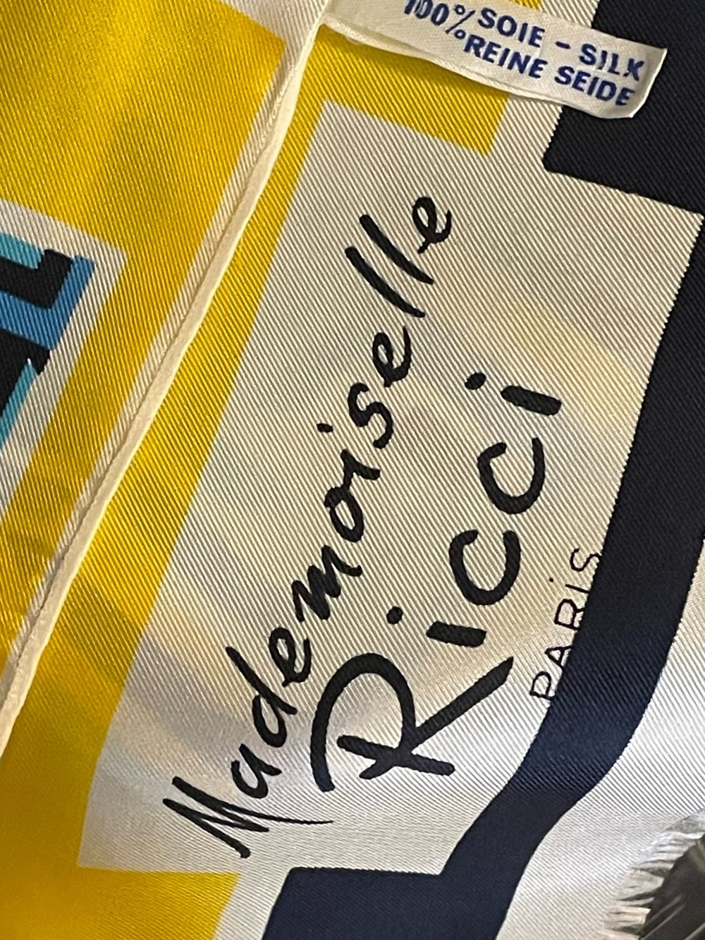 Vintage Nina Ricci Mademoiselle Ricci Silk Scarf 10 x 44 Mint Condition - Picture 5 of 5
